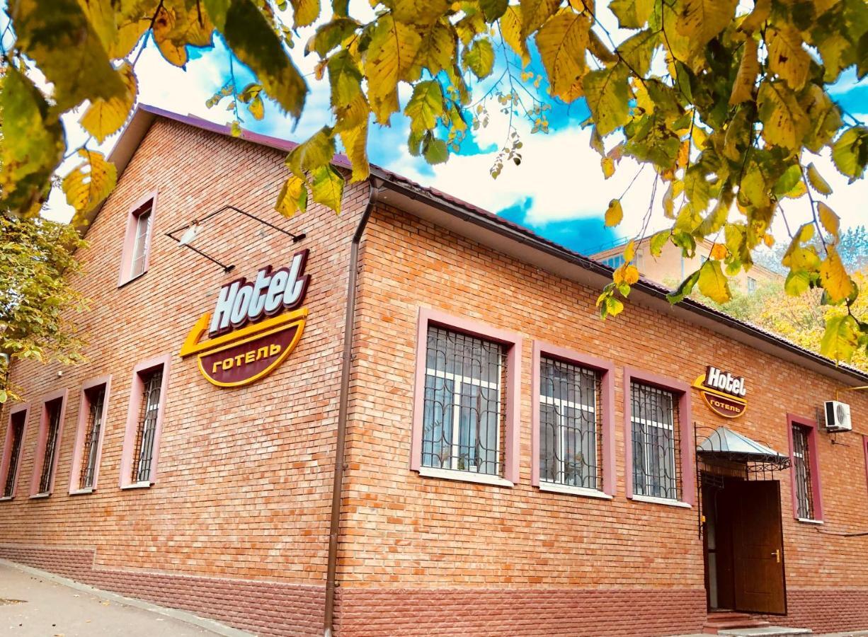 Hotel Korona Kropyvnytskyi Exterior foto